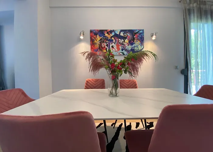 Luxury Apartment In The Center