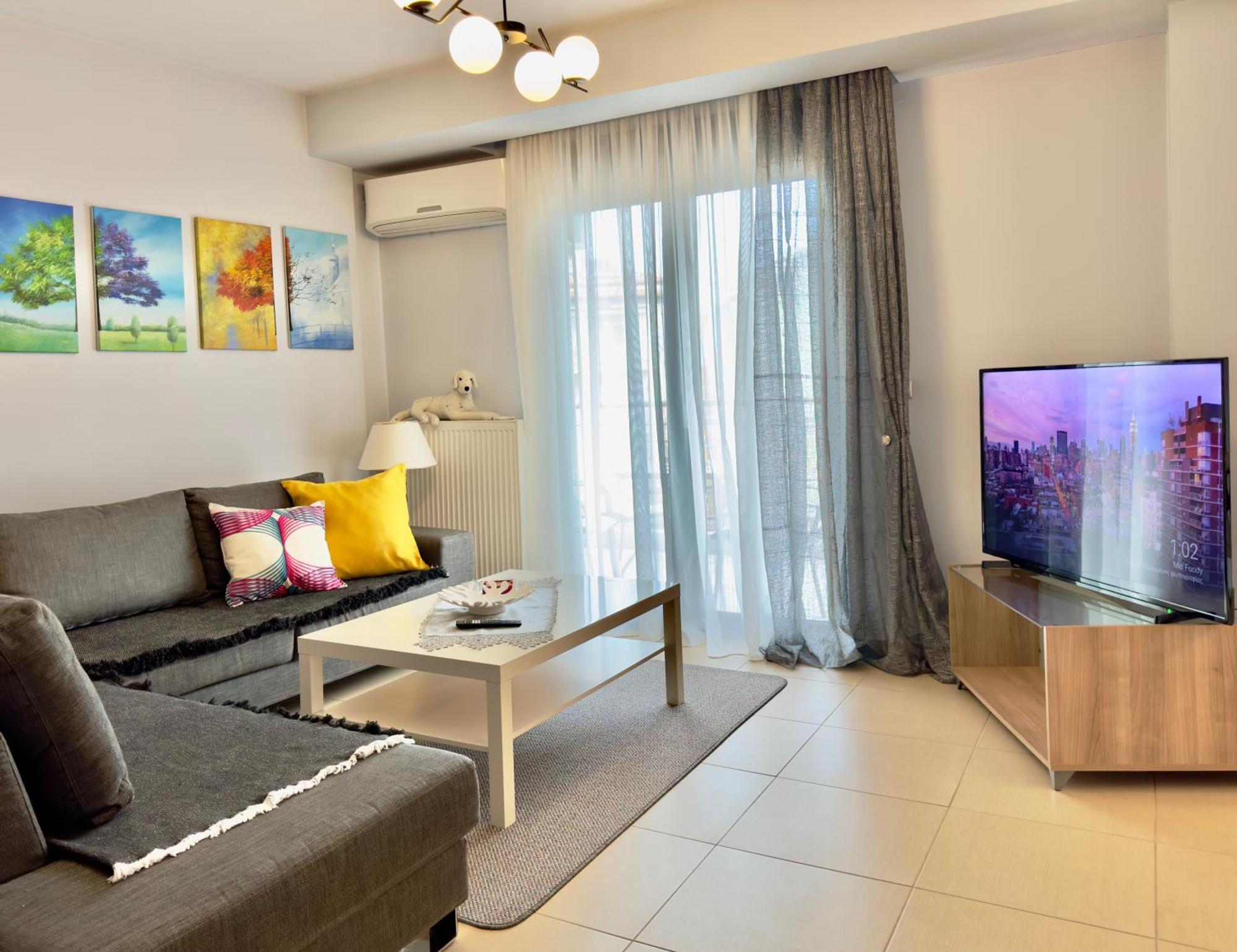 Luxury In The Center Apartment